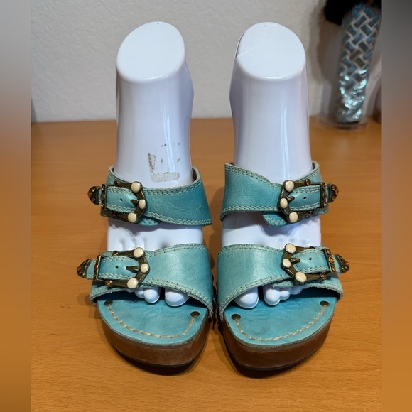 Diego di Lucca Teal Platform Mules with Strappy Design - Picture 2 of 9